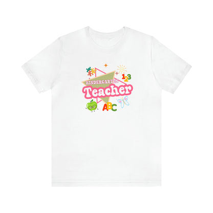 Kindergarten Teacher Shirt, Retro Kinder Crew, Back to school, Teacher Appreciation Teacher Tee Gifts, T551